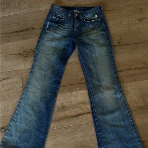 super cute low rise diesel jeans pocketless